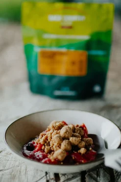 Back Country Cuisine Apple and Berry Crumble — 150 g