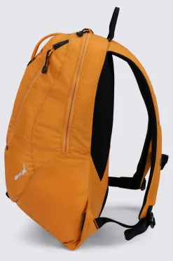 Macpac Kahuna 18L Backpack