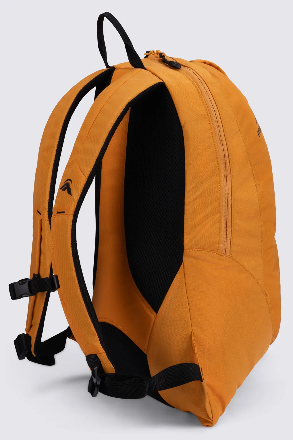 Macpac Kahuna 18L Backpack