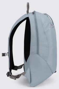 Macpac Kahuna 18L Backpack