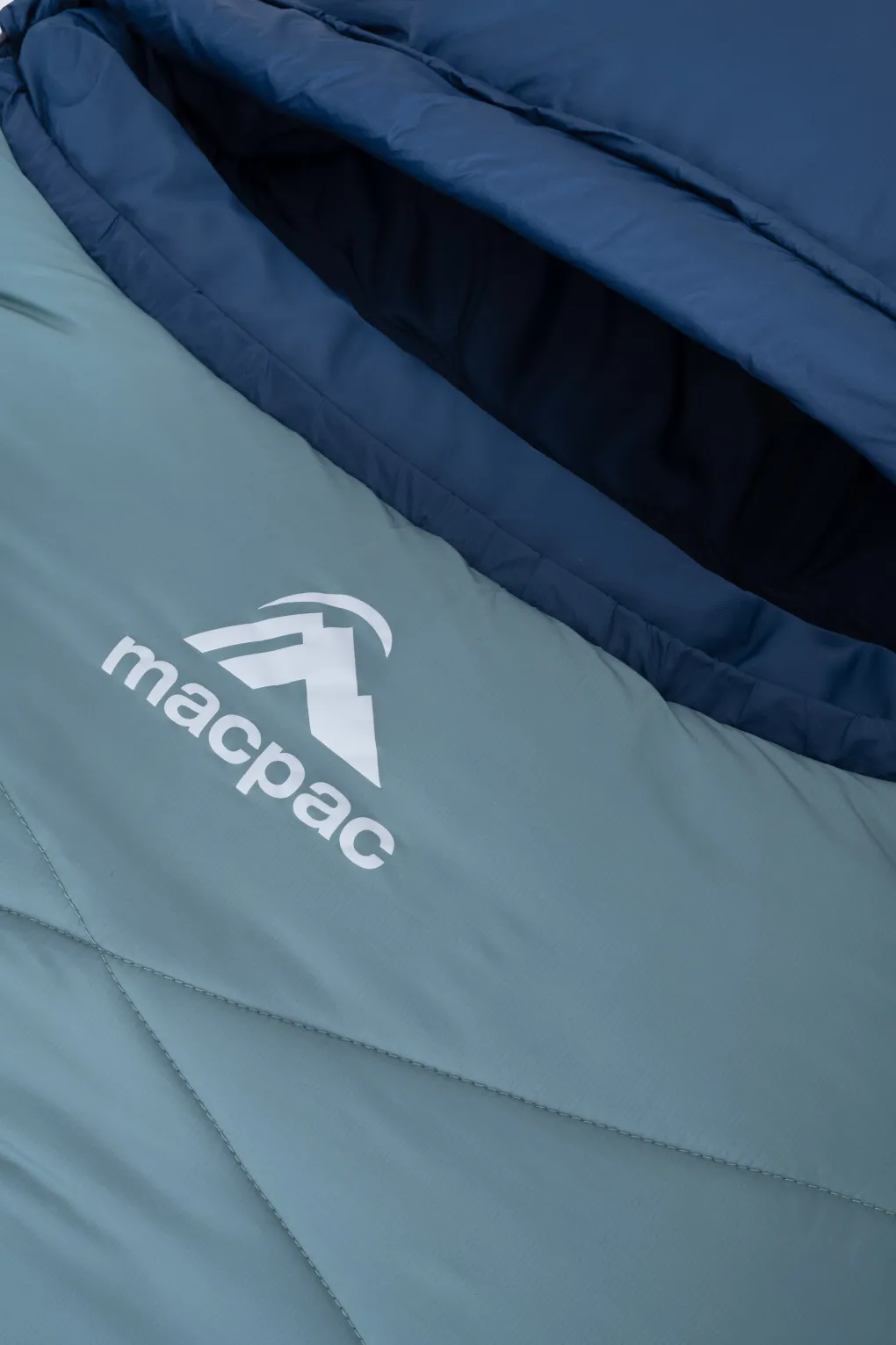 Macpac Large Aspire 360 Synthetic Sleeping Bag (-10°C)