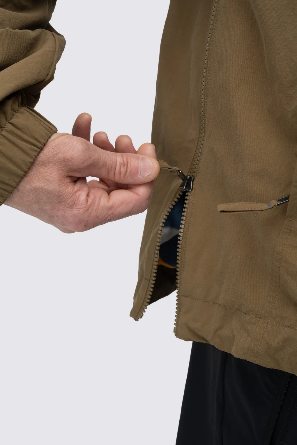 Macpac Men’s Heritage Fleece-Lined Windbreaker
