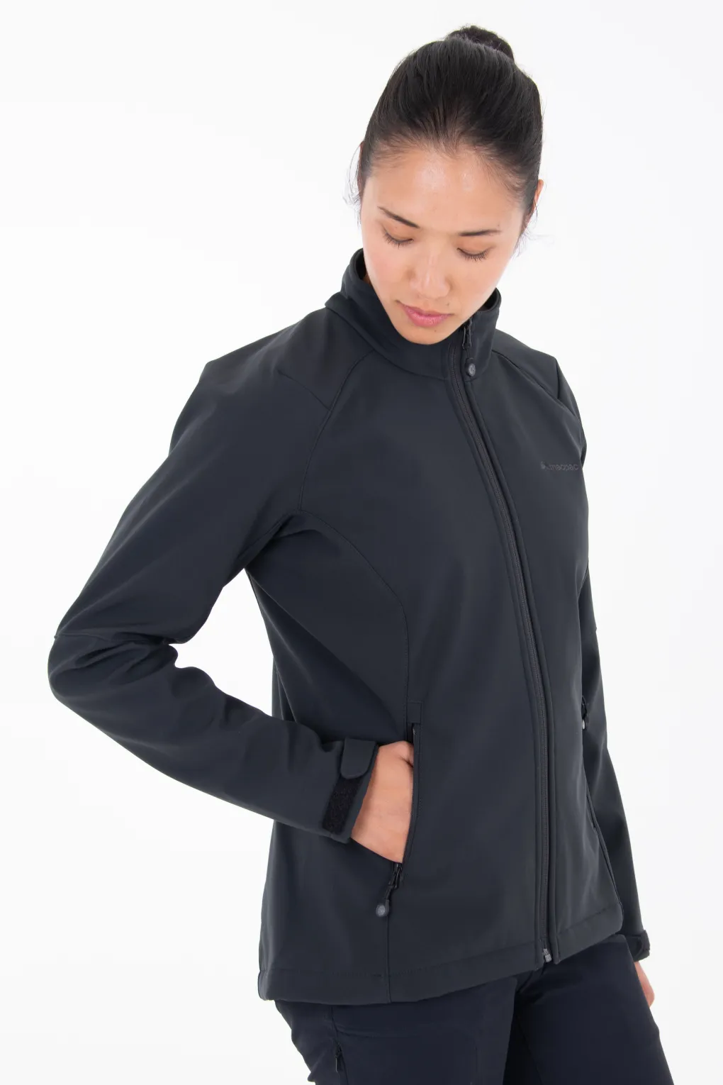Macpac Women's Sabre Softshell Jacket