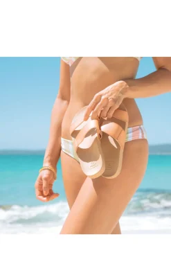 REEF® Women's Cushion Vista Slides