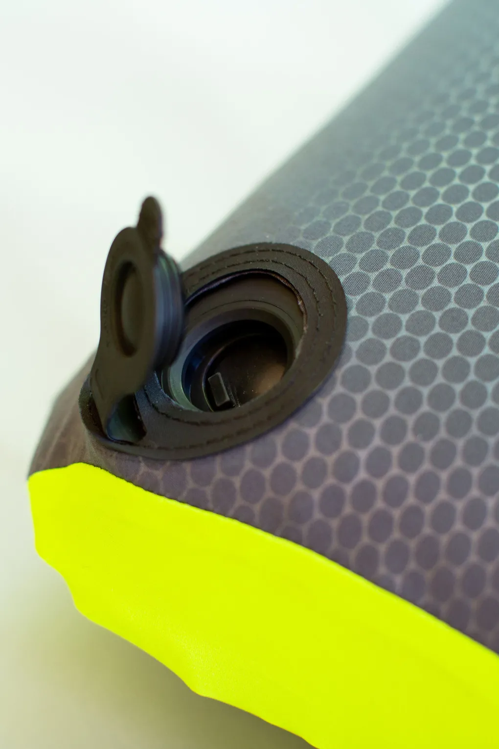 Zempire Chill-Pill Self Inflating V2 Pillow